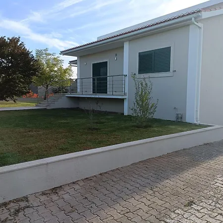 Sousa Villa Alcobaça