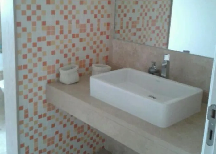 Sousa Villa Alcobaça